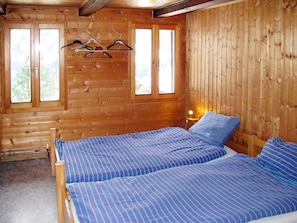 13 bedrooms, WiFi - Chalet Anthamatten by Interhome (Champery)