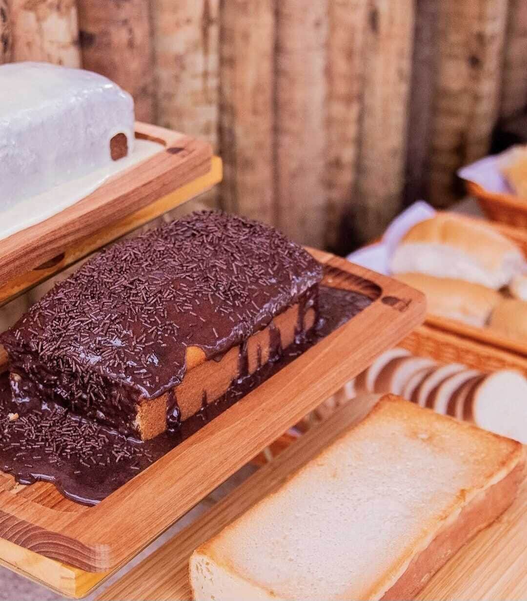 朝食