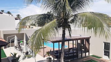 2 kolam renang outdoor