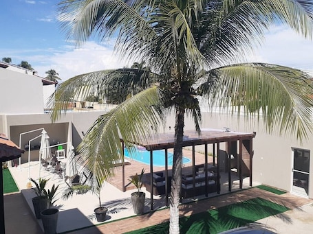 2 piscinas al aire libre