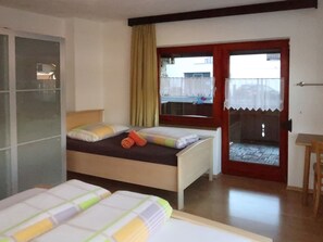 3 soverom og internettilgang