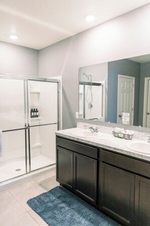 Shower, eco-friendly toiletries, hair dryer, bidet