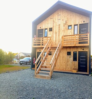 Classic Studio, Mountain View | Laptop workspace, blackout curtains, free WiFi, bed sheets - Laguna Studios (El Calafate)