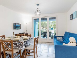 Dining - Les Rives Marines by Interhome (Le Teich)