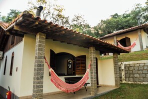 Deluxe Chalet, Lanai, Courtyard View | 1 bedroom, free WiFi - Pousada Tapera (Itatiaia)