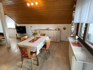 Dining - Wartbuck by Interhome (Ühlingen-Birkendorf)