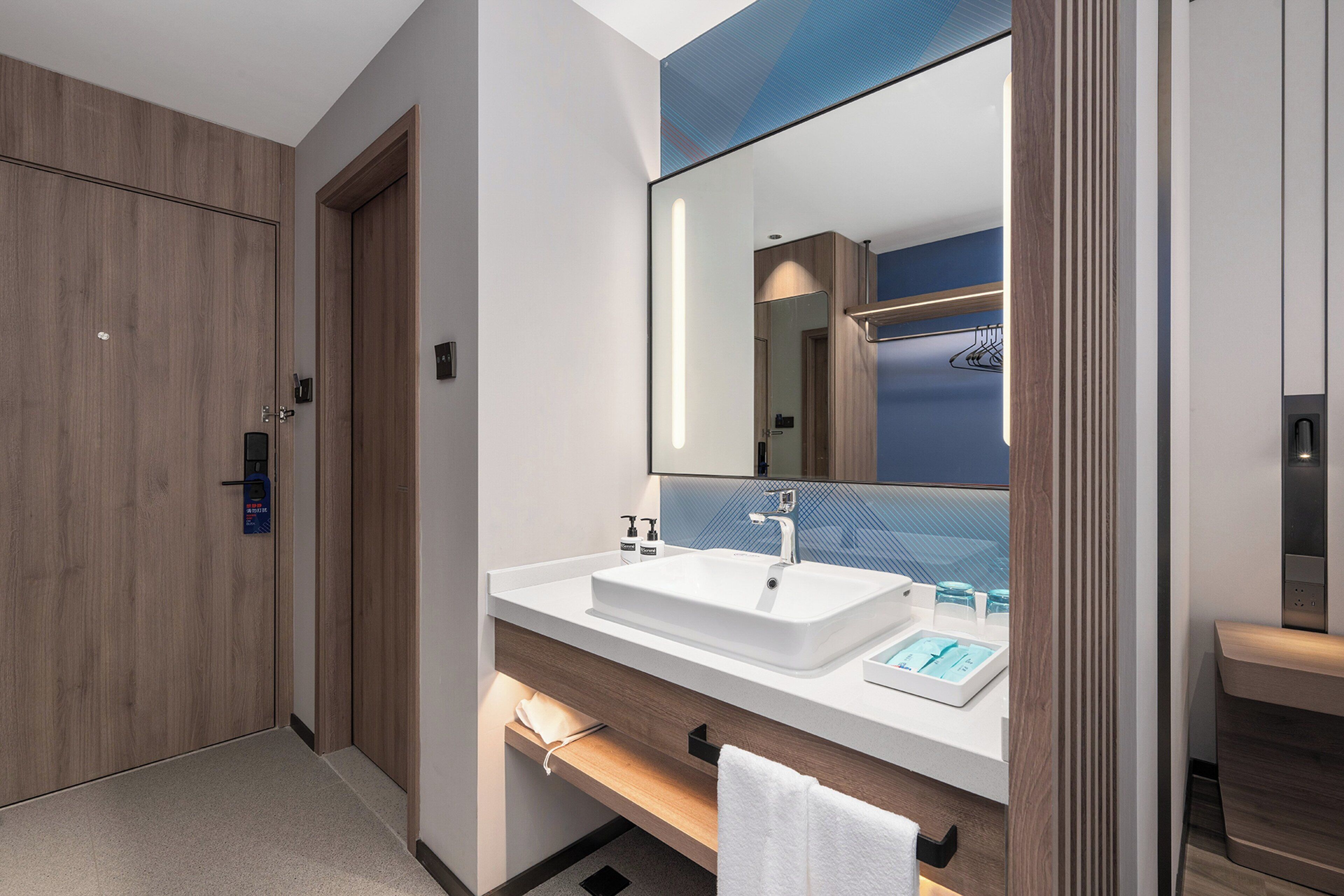 Photo - Holiday Inn Express Qingdao Hongdao Station by IHG - Qingdao International Airport