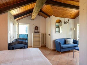 6 Schlafzimmer, Internetzugang