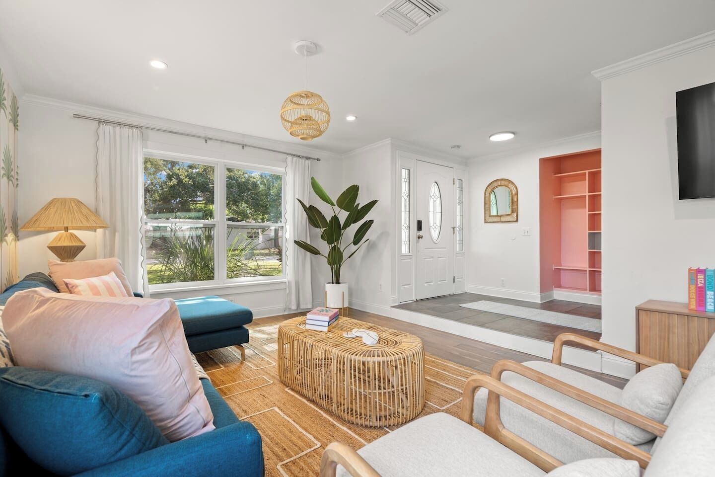 Smart TV, table football, ping pong