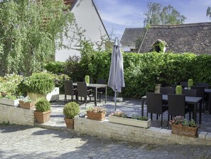 Outdoor dining - Hofgasse by Interhome (Mörbisch am See)