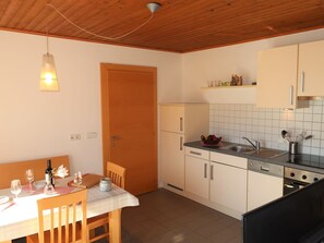 Fridge, oven, dishwasher, cookware/dishes/utensils - Seekarspitz by Interhome (Achensee)