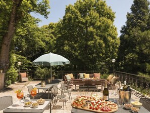 Restauration en plein air