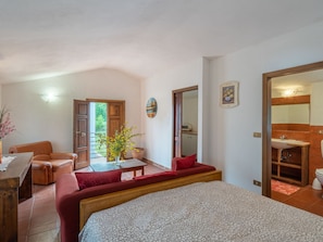11 bedrooms, Internet