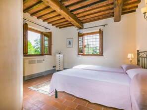 1 室のベッドルーム、WiFi