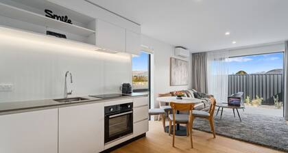 Alpine Grandview Luxury Townhouse - Explore Wanaka