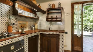 Kühlschrank, Ofen, Geschirrspüler, Toaster