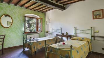 4 camere, ferro/asse da stiro, Wi-Fi