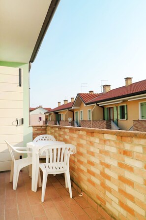 Outdoor dining - Solmare by Interhome (Rosolina Mare)