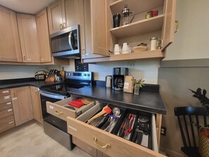 Private kitchen - The Groveland Cottage (Groveland)