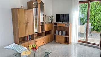 Fernseher, Kamin