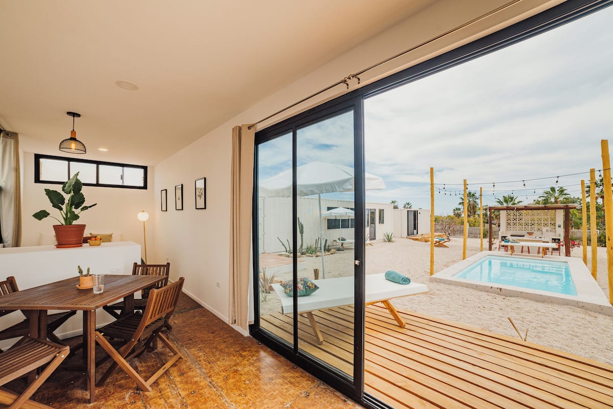 Suíte estúdio, vista para a piscina | Cortinas blackout, Wi-Fi de cortesia, individualmente decorados