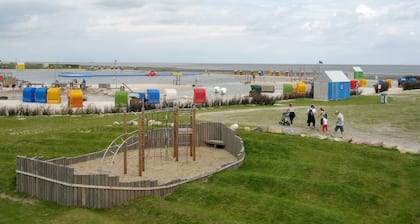 Deichhaus Küstenwind by Interhome