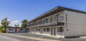 Exterior - Ambler Hotel (Saratoga Springs)