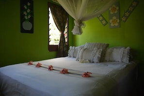 2 makuuhuonetta, vuodevaatteet