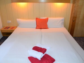 4 室のベッドルーム、インターネット