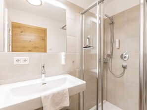Hair dryer, towels - für bis zu 8 Personen + Hot Tub by Interhome (Turracher Höhe)