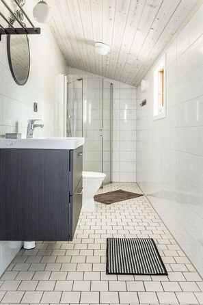 Bathroom - Erikstorp Villan by Interhome (Olofström)
