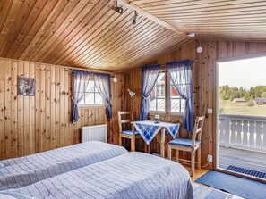 2 bedrooms, desk - Mjöhult Utsikten by Interhome (Ätran)