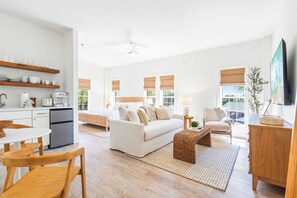 TV - Beach Bliss by Stay on 30a (Seacrest Beach)