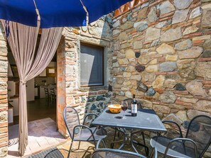 Outdoor dining - Borgo Cerbaiola by Interhome (Pomarance)