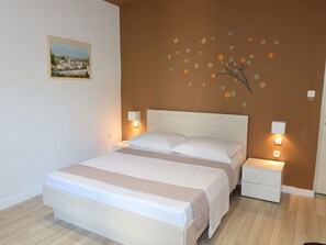 4 bedrooms, iron/ironing board, WiFi - Apartment Šime by Interhome (Zadar)