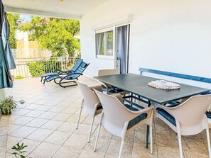 Outdoor dining - Matkovic by Interhome (Starigrad-Paklenica)