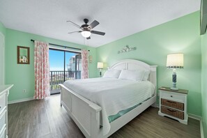 2 bedrooms, iron/ironing board, free WiFi, bed sheets - NEWLY RENOVATED! OUTDOOR POOL, BEACH SIDE CONDO (Orange Beach)