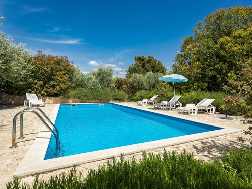 Giuliano by Interhome
