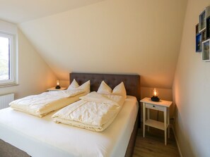 2 bedrooms, Internet
