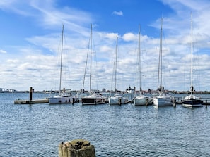 Marina - Rügenperle by Interhome (Seebad Altefähr)