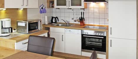 Fridge, microwave, oven, dishwasher
