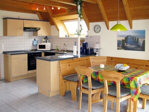 Fridge, microwave, oven, cookware/dishes/utensils