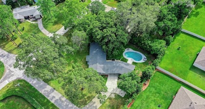 Private Poolside Guesthouse Suite! Prime Ocala Location!