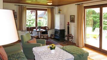 Télévision, cheminée