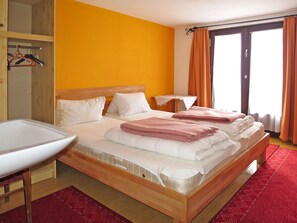 11 bedrooms, WiFi - Mittagspitze by Interhome (Tschagguns)