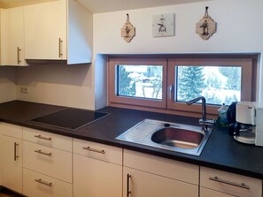 Fridge, oven, dishwasher, high chair - Hof am Schönbach by Interhome (Sankt Anton am Arlberg)