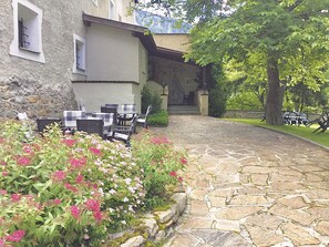 Outdoor dining - Burg Biedenegg, Heidenreich by Interhome (Fliess/Landeck/Tirol West)