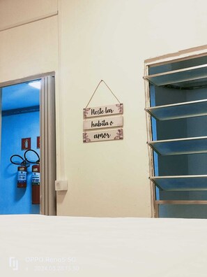 Dormitorio compartido económico | Wifi gratis