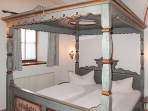 2 bedrooms, Internet