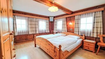 6 Schlafzimmer, Internetzugang